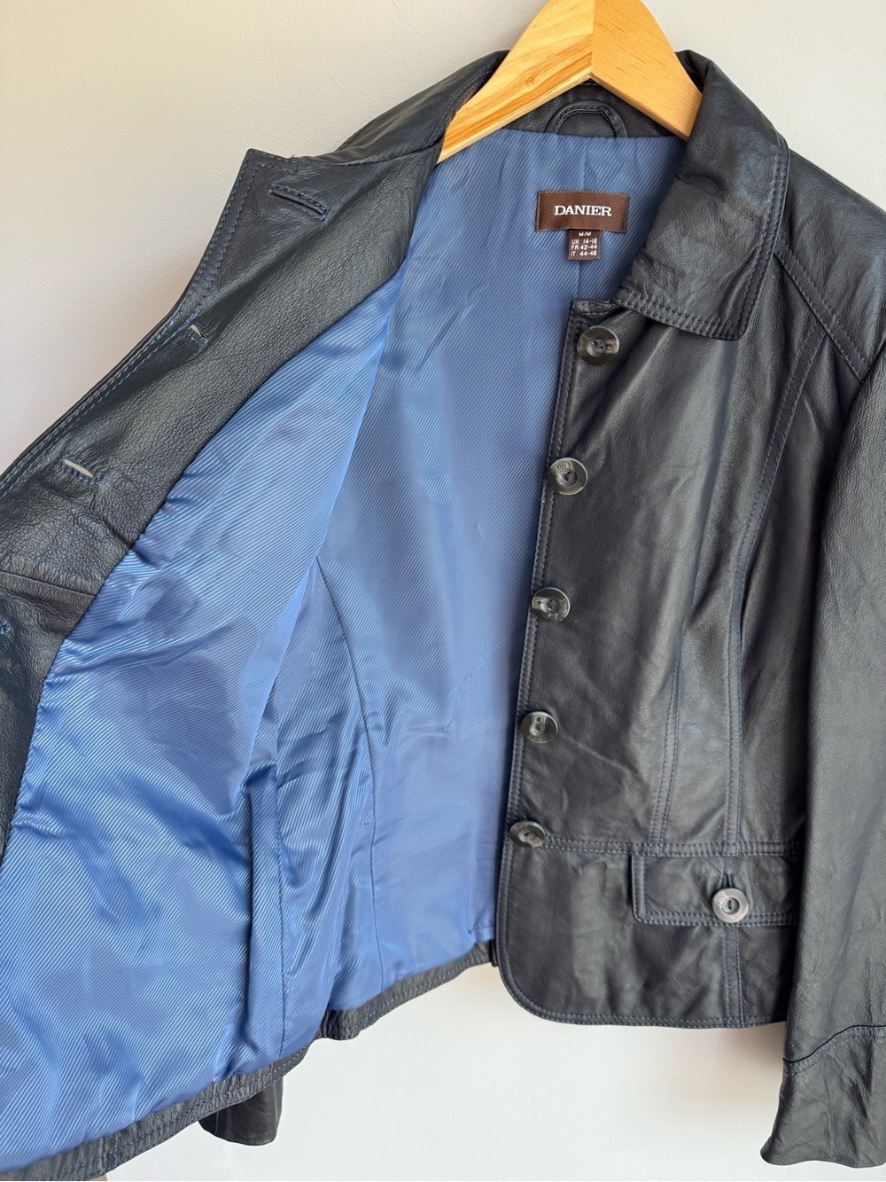 Danier Slate Blue Leather Jacket M Button Front Blazer Coat Fall Navy Y2K Classy - Picture 10 of 13